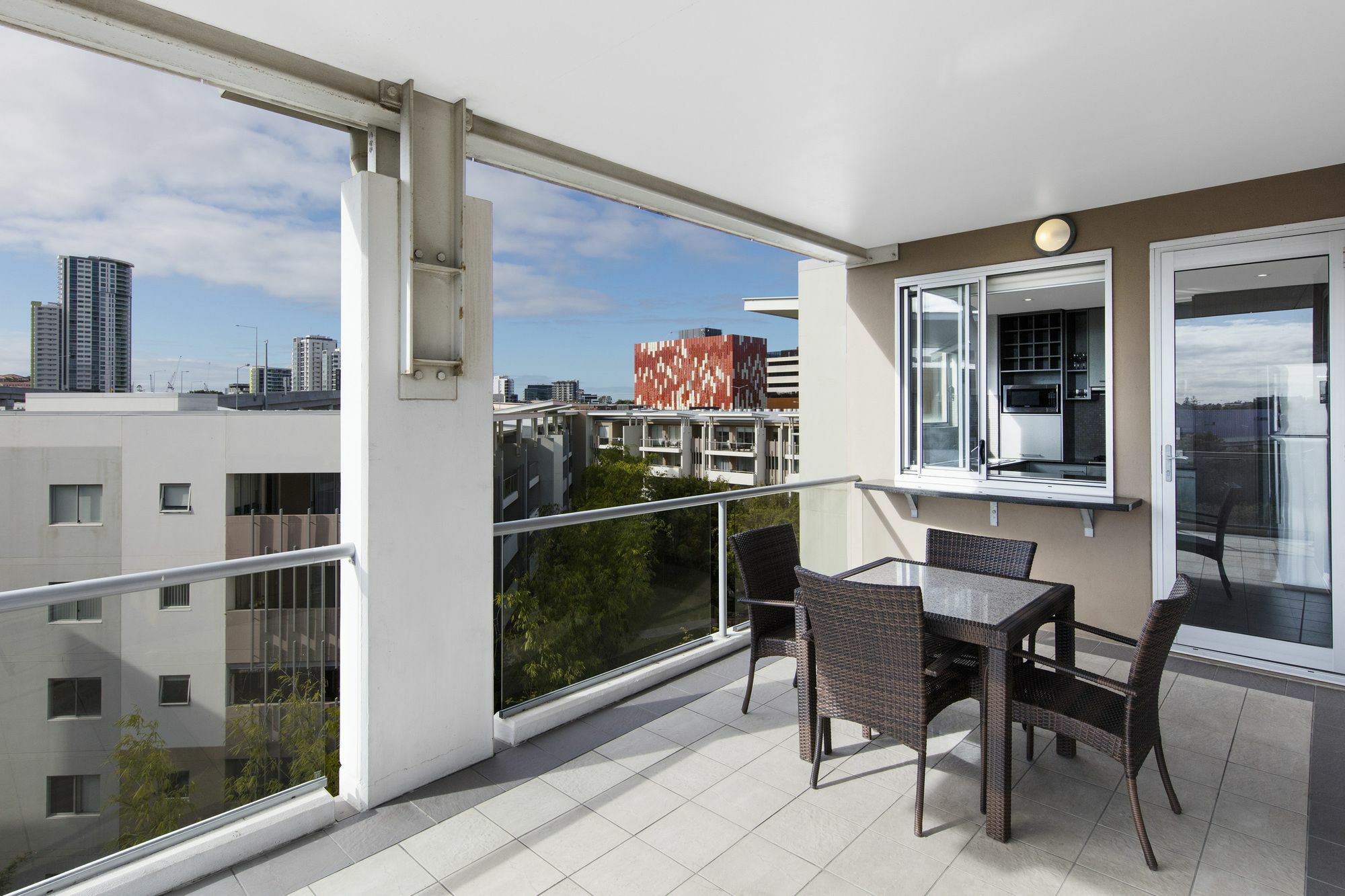 Oaks Brisbane Mews Suites Εξωτερικό φωτογραφία